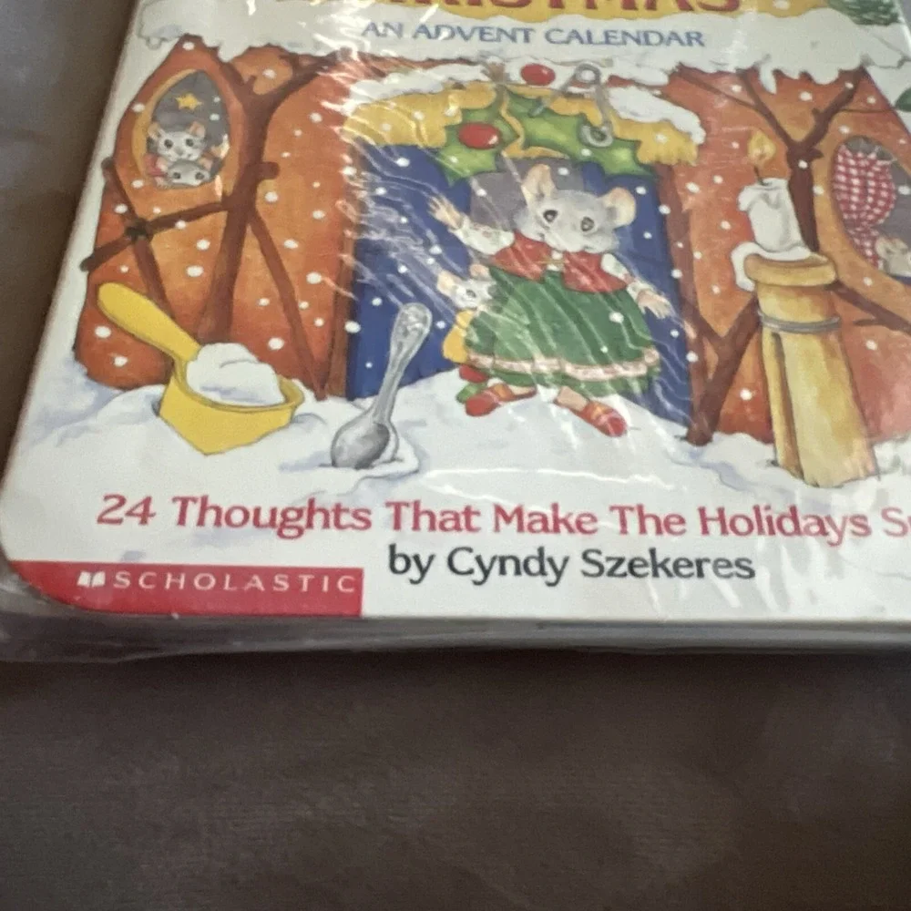 A Very Merry Mouse Country Christmas:‎ An Advent Calendar 24 Thoughts 1998 NOS